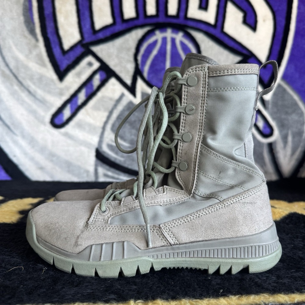 Size 6 - Nike SFB 8" Tactical Military Combat Boots Sage Green 631371-222 Men's